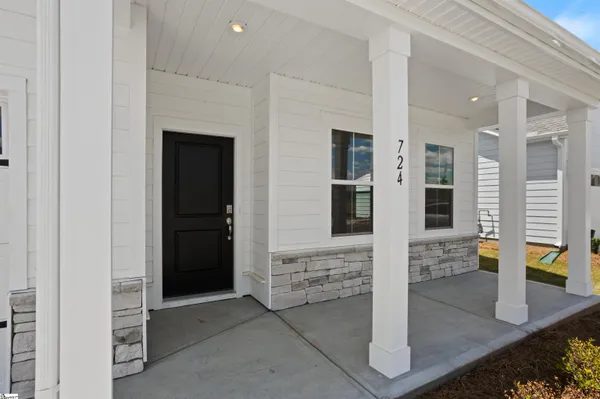 $487,187 | 724 Beautyberry Way, Seneca, SC 29678
