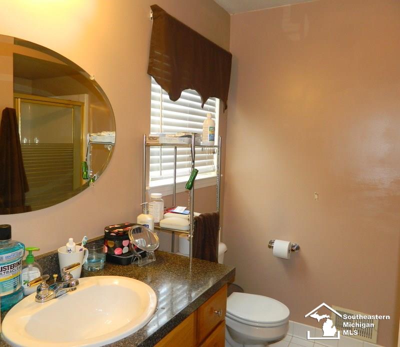 16603 Carter Road Woodhaven, MI 48183 - Photo 22 of 31