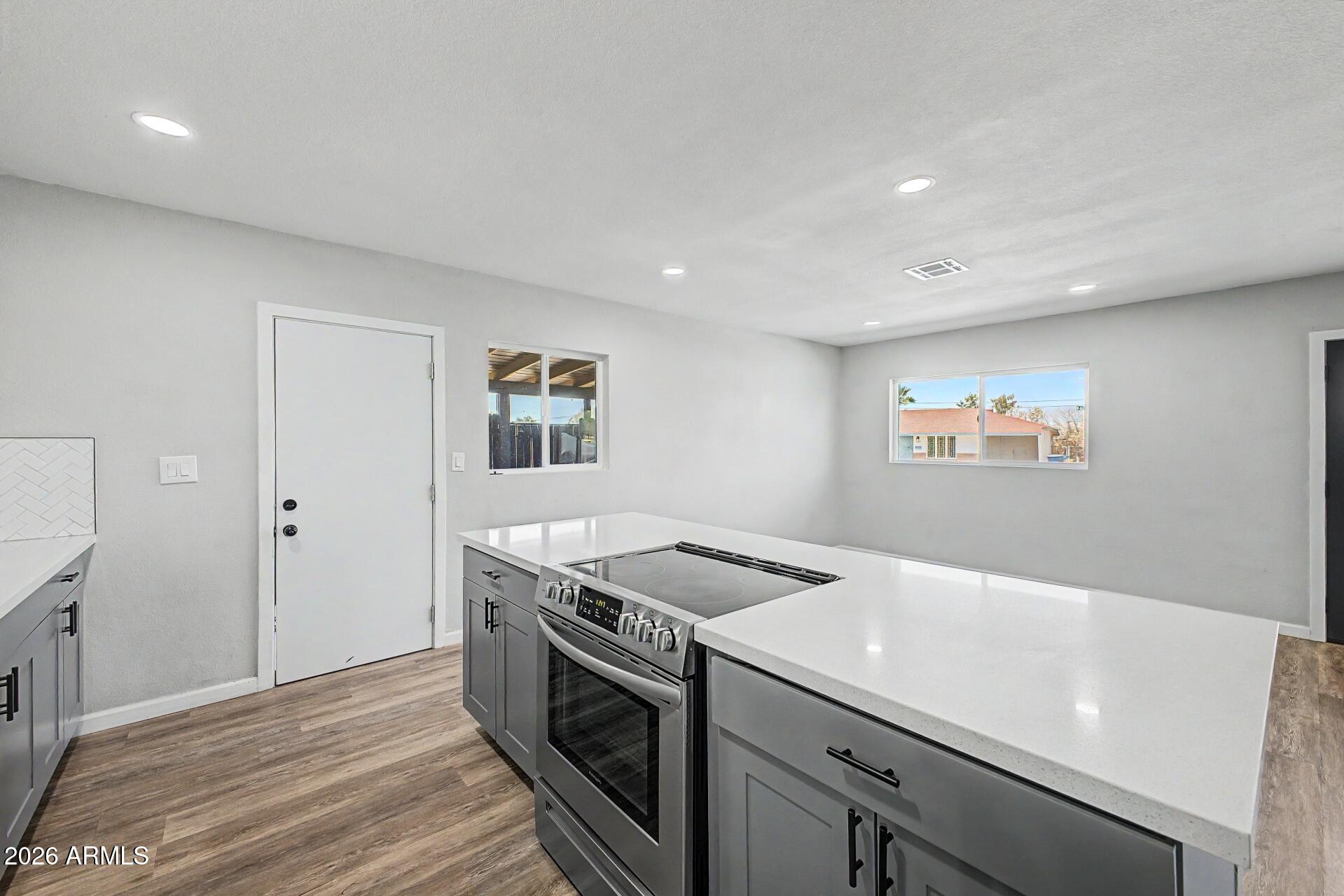 1423 West 6th Street Tempe, AZ 85281 - Photo 12 of 29 6th