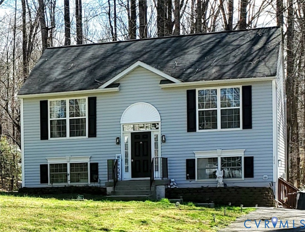 111 Ackerman Lane Ruther Glen, VA 22546 - Photo 1 of 64 Welcome Home!