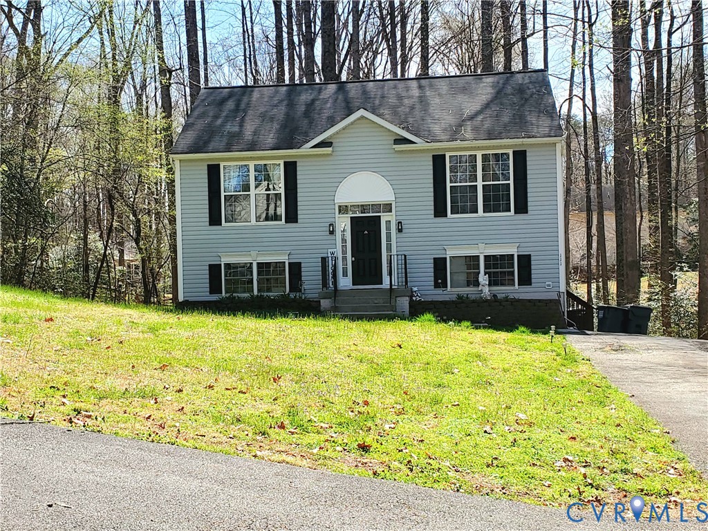 111 Ackerman Lane Ruther Glen, VA 22546 - Photo 2 of 64