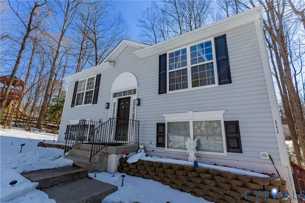 $374,900 | 111 Ackerman Lane, Ruther Glen, VA 22546