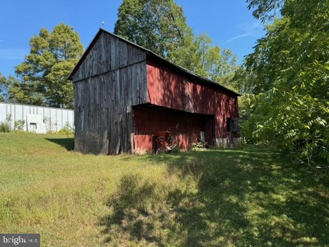 165 Green Point School Road Jonestown, PA 17038 - Photo 5 of 22 Gallery Image 5