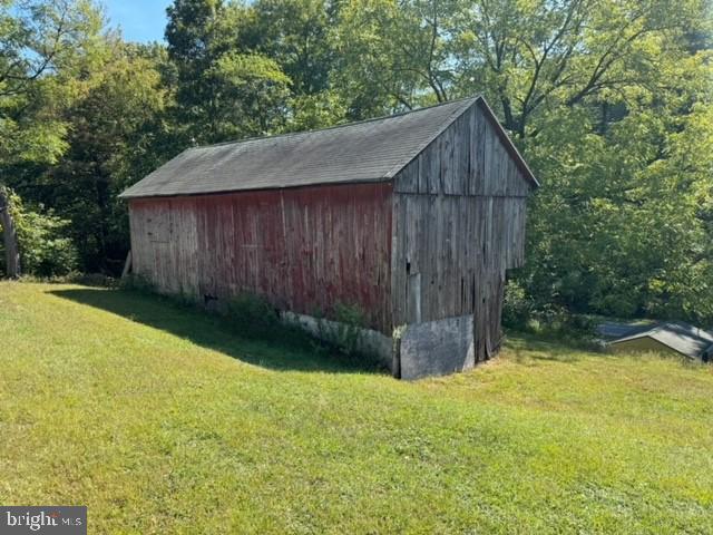165 Green Point School Road Jonestown, PA 17038 - Photo 7 of 22 Gallery Image 7