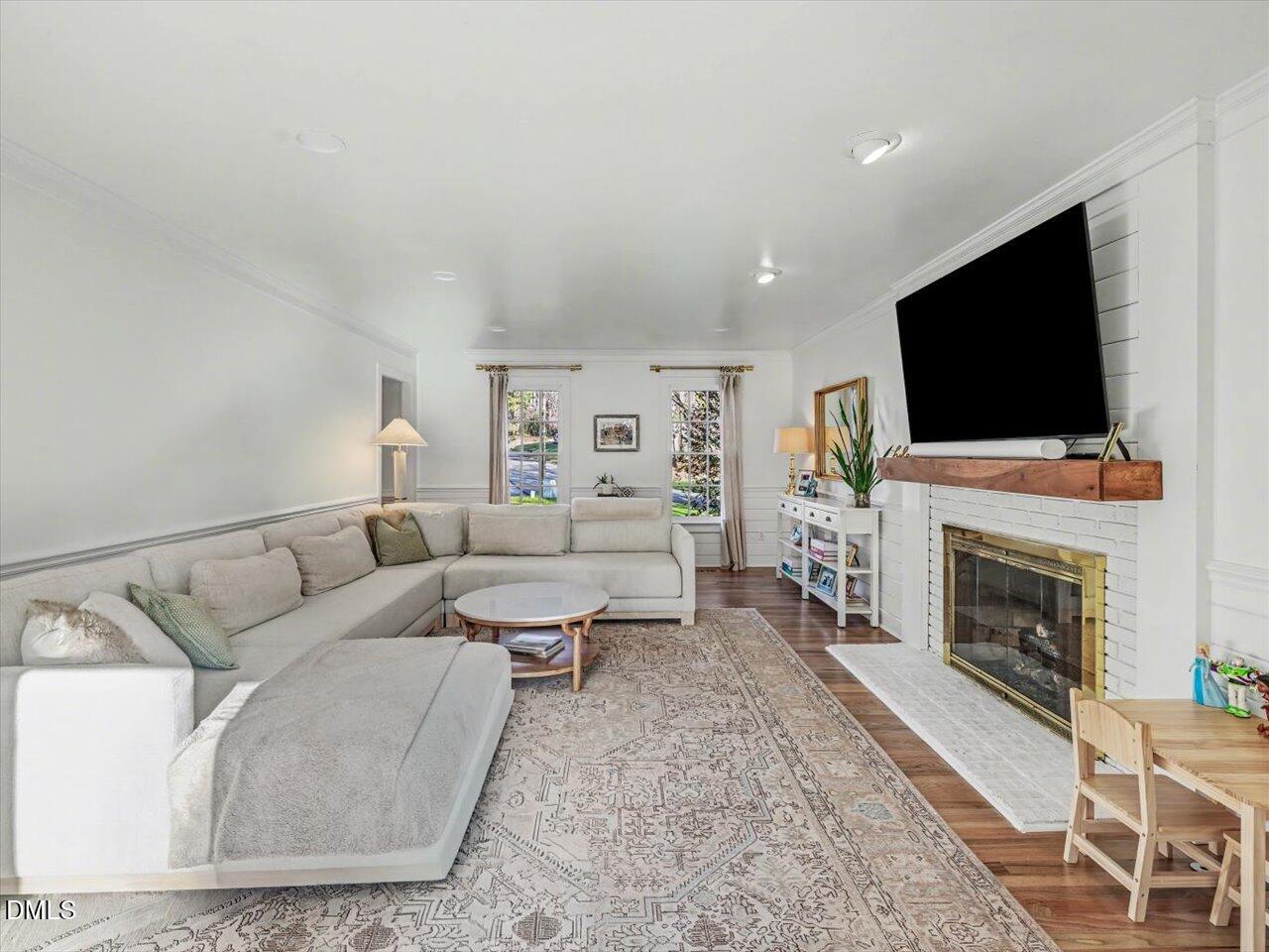 2101 Brixham Court Raleigh, NC 27615 - Photo 20 of 78 028-Living Room