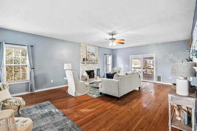 $435,000 | 143 Shellbank Drive, Sneads Ferry, NC 28460