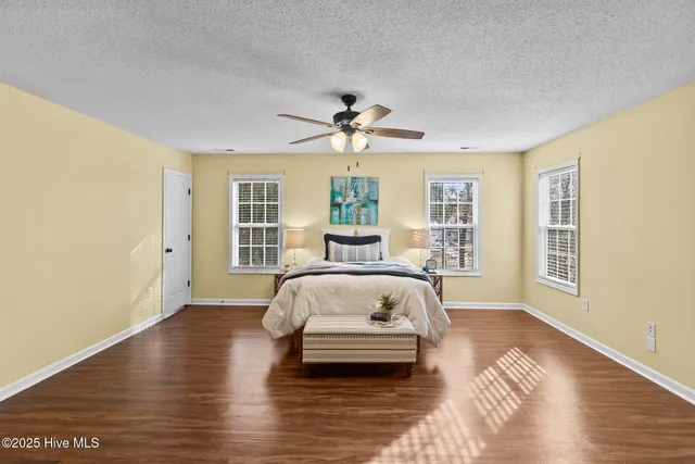 $435,000 | 143 Shellbank Drive, Sneads Ferry, NC 28460