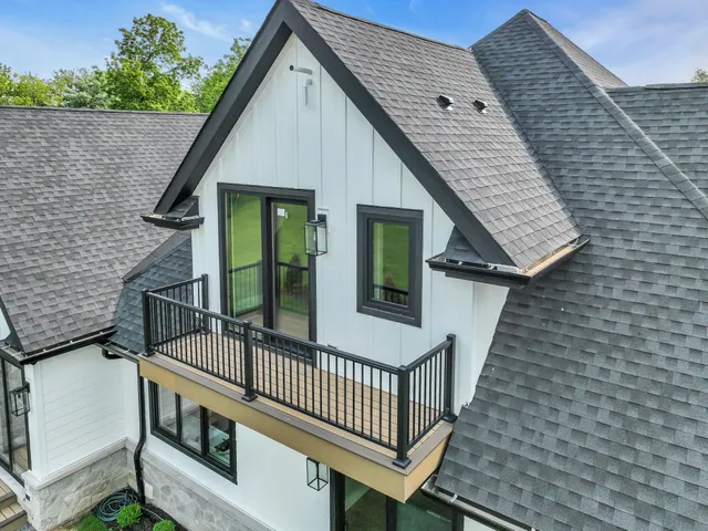 $1,725,000 | 525 Maple Street, Lake Geneva, WI 53147