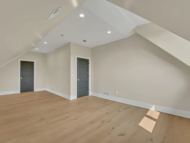 $1,725,000 | 525 Maple Street, Lake Geneva, WI 53147