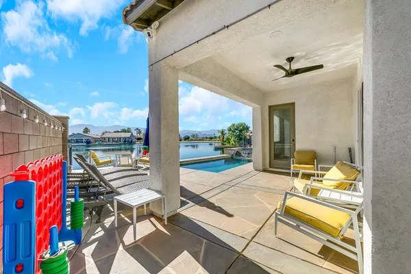 a building outdoor space with patio furniture