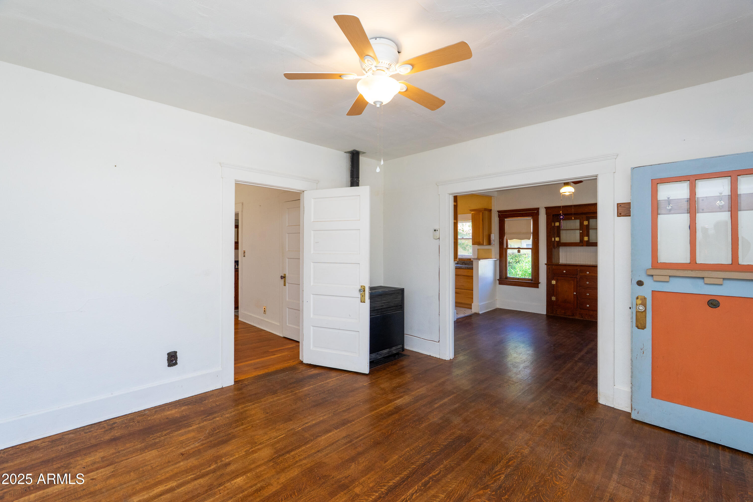 32 Black Knob View Bisbee, AZ 85603 - Photo 9 of 32 Living Area