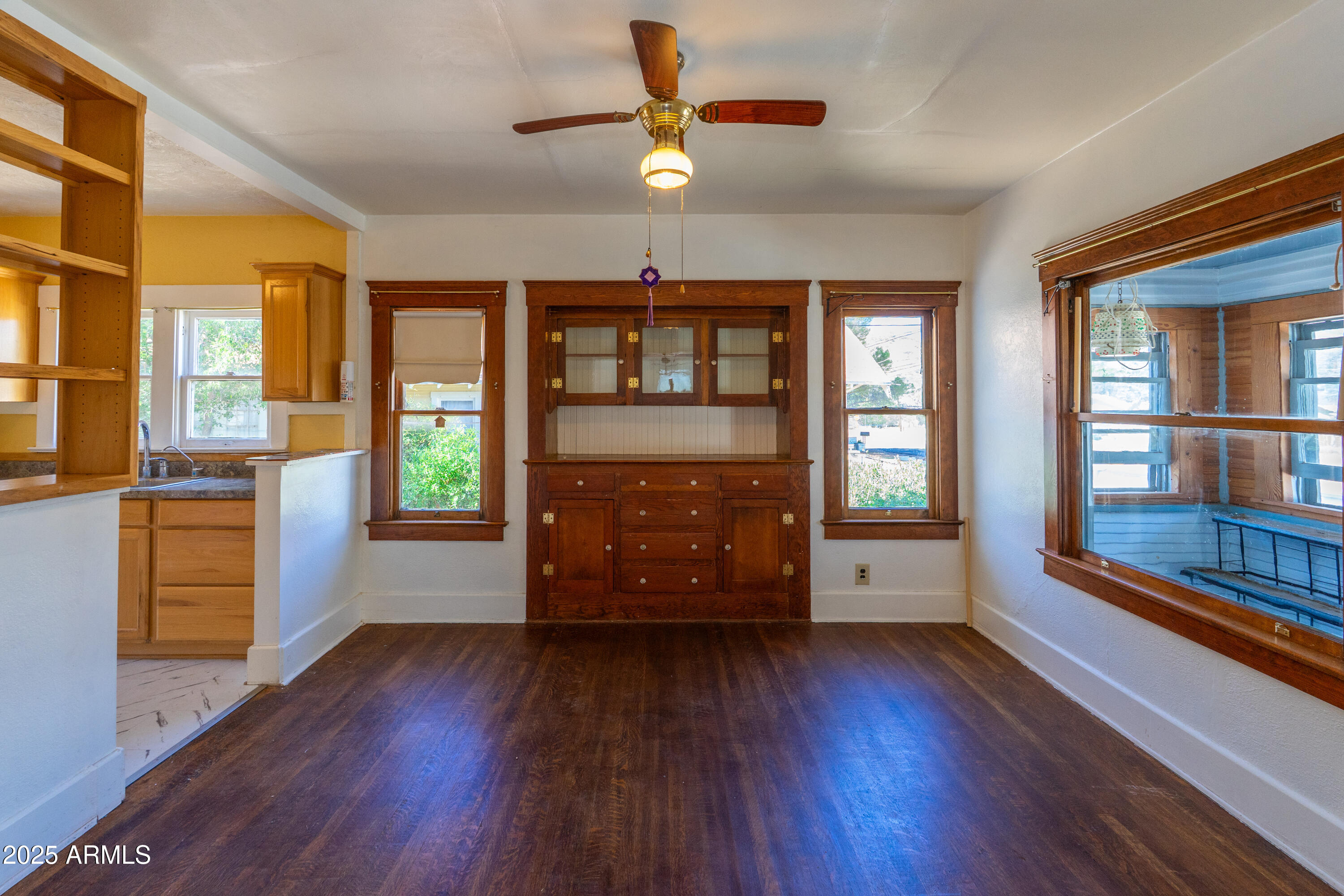 32 Black Knob View Bisbee, AZ 85603 - Photo 10 of 32 Formal Dining / Built Ins