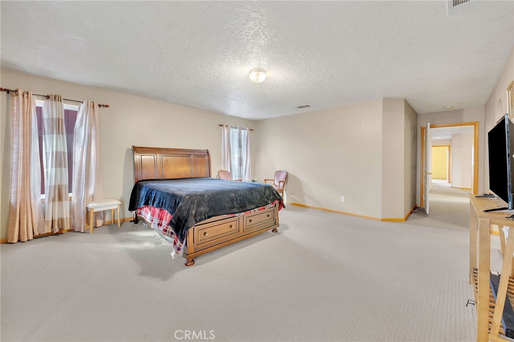 23675 Colony Road Apple Valley, CA 92308 - Photo 19 of 38