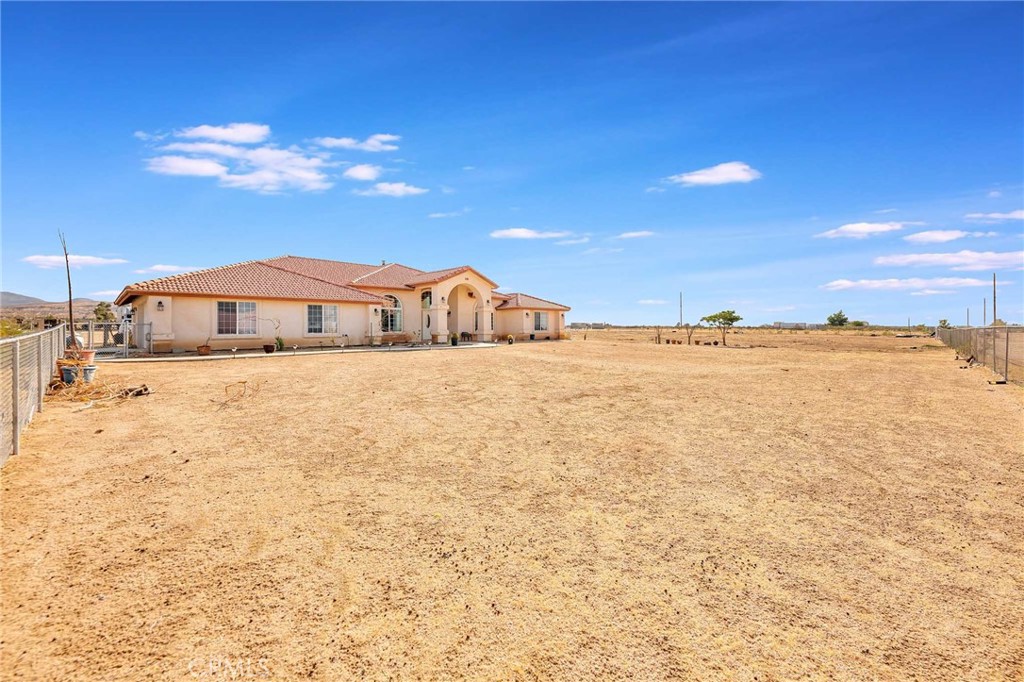 23675 Colony Road Apple Valley, CA 92308 - Photo 32 of 38