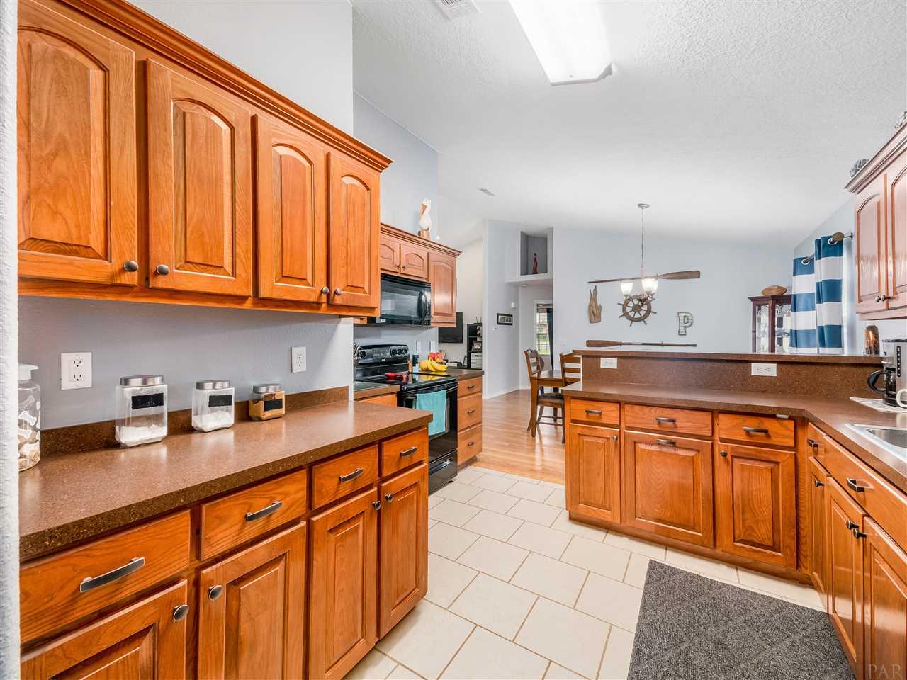 1398 Tobias Road Cantonment, FL 32533 - Photo 13 of 34 Gallery Image 13