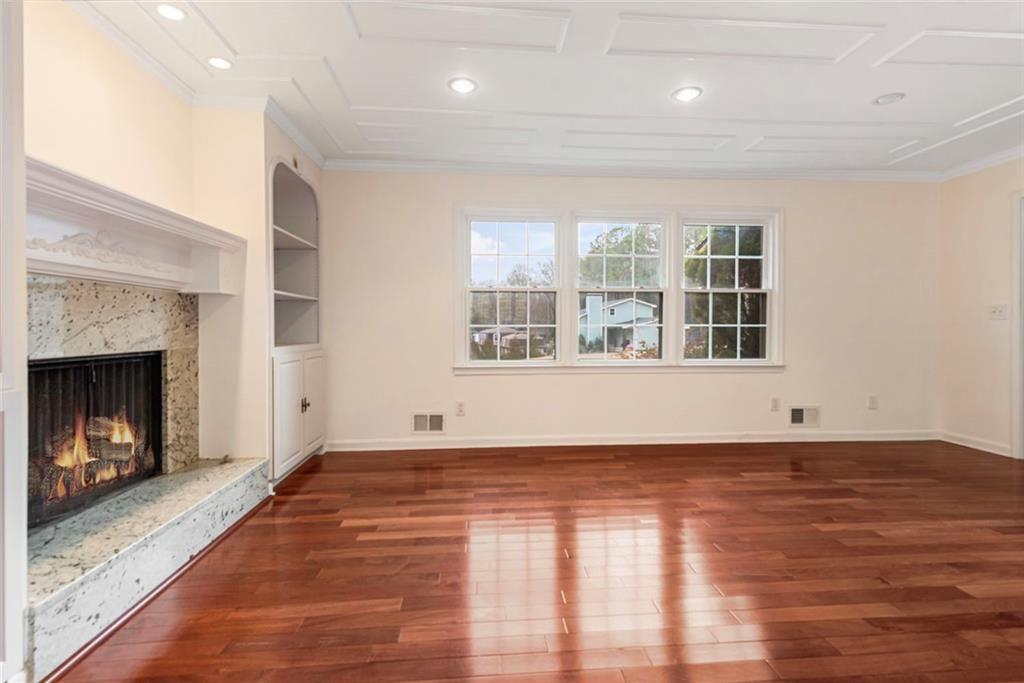 647 Shannon Green Circle Southwest Mableton, GA 30126 - Photo 15 of 40