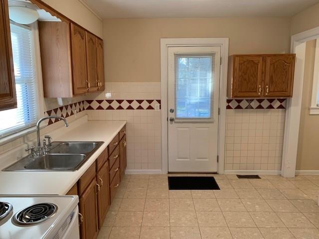3815 Delaware Street Anderson, IN 46013 - Photo 8 of 20 Gallery Image 8