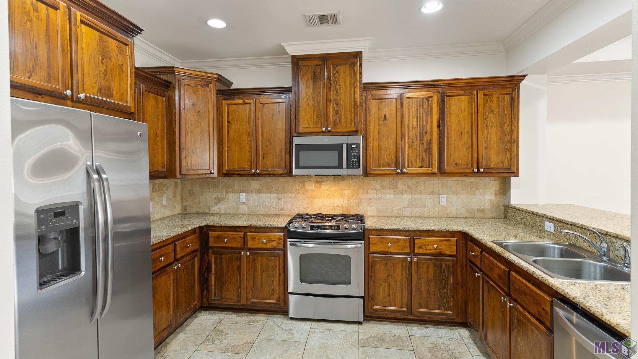 7945 Seville Court Baton Rouge, LA 70820 - Photo 4 of 13