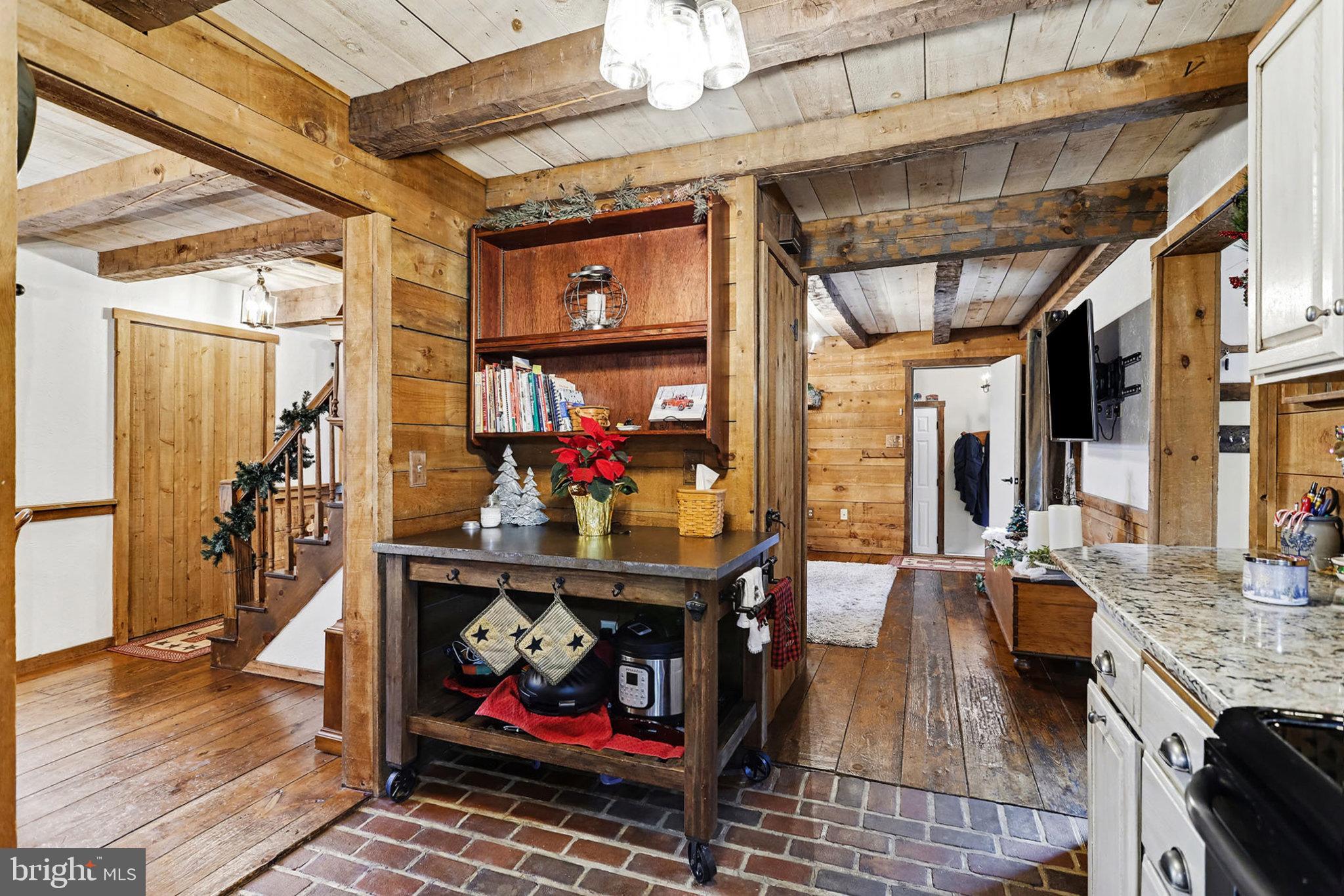 27 Ridge Road Lititz, PA 17543 - Photo 18 of 61 Kitchen