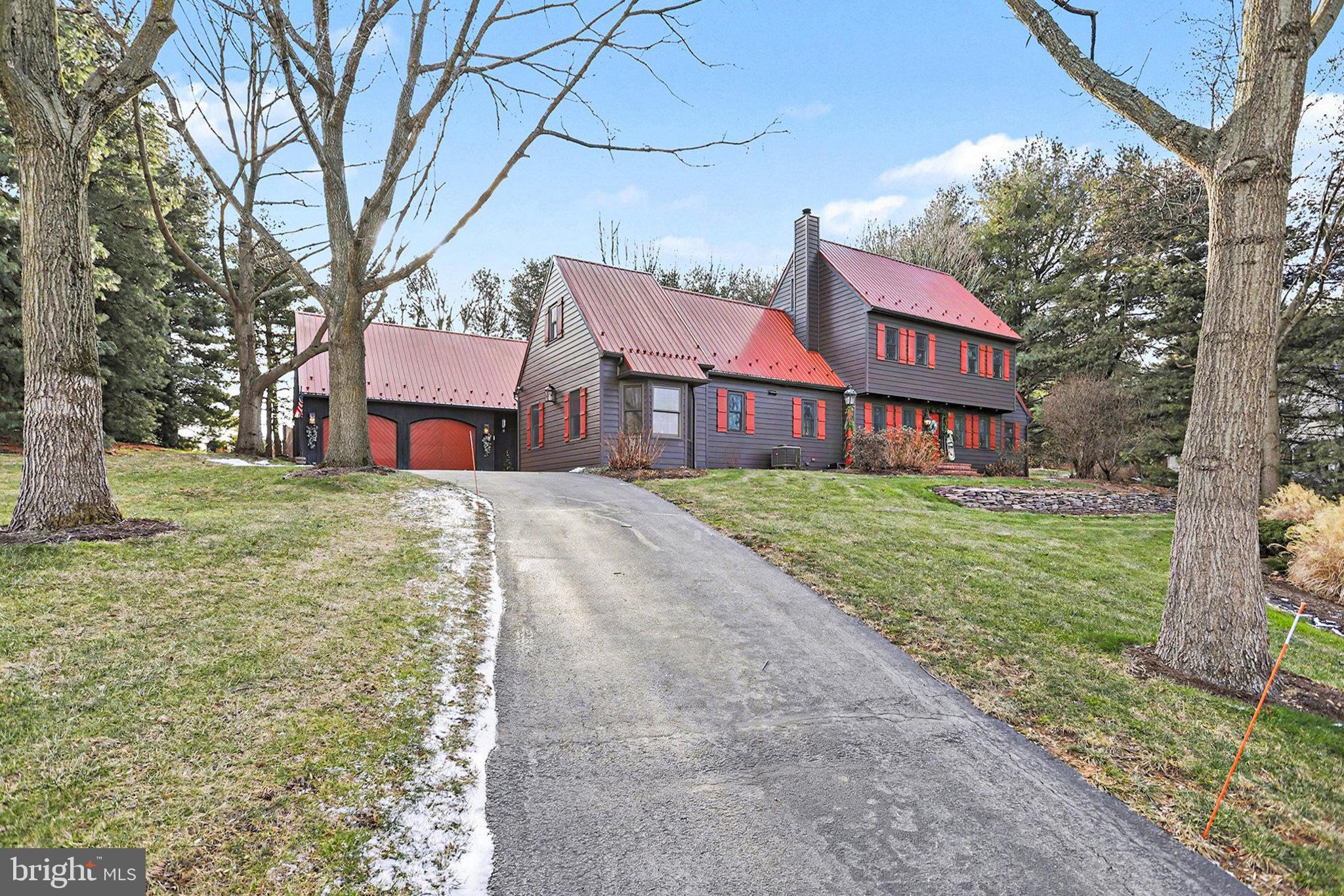 27 Ridge Road Lititz, PA 17543 - Photo 2 of 61