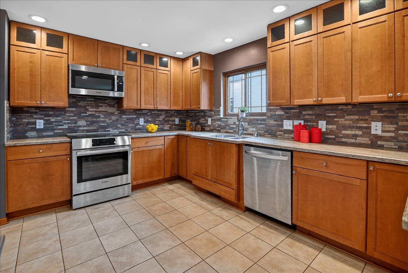 4314 Westport Road Madison, WI 53704 - Photo 6 of 90