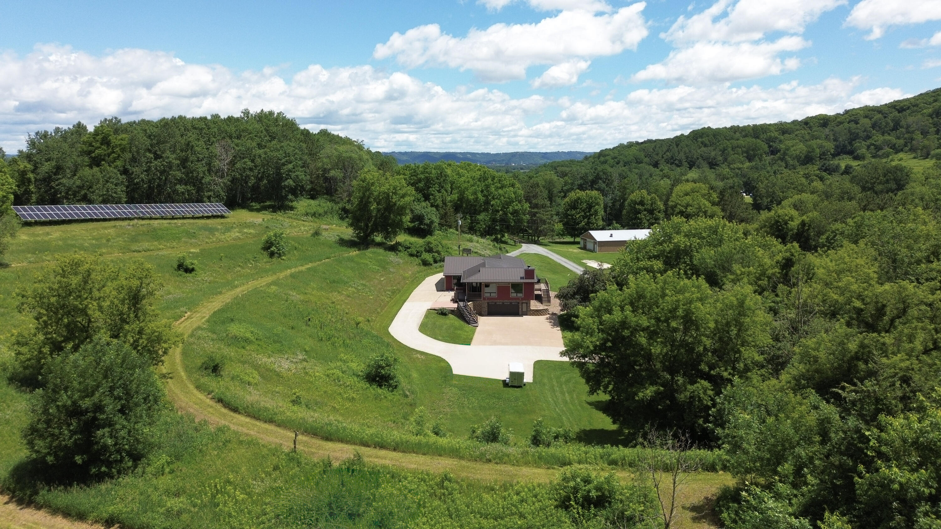 580 Skunk Hollow Road La Crescent, MN 55947 - Photo 70 of 83 Aerial