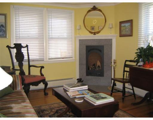 83 Burlingame Road Smithfield, RI 02917 - Photo 3 of 8 Living Room.