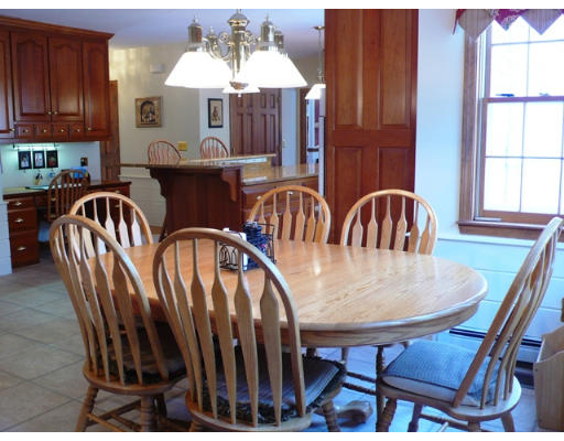 280 Arrow Head Road Marshfield, MA 02050 - Photo 3 of 28 Gallery Image 3