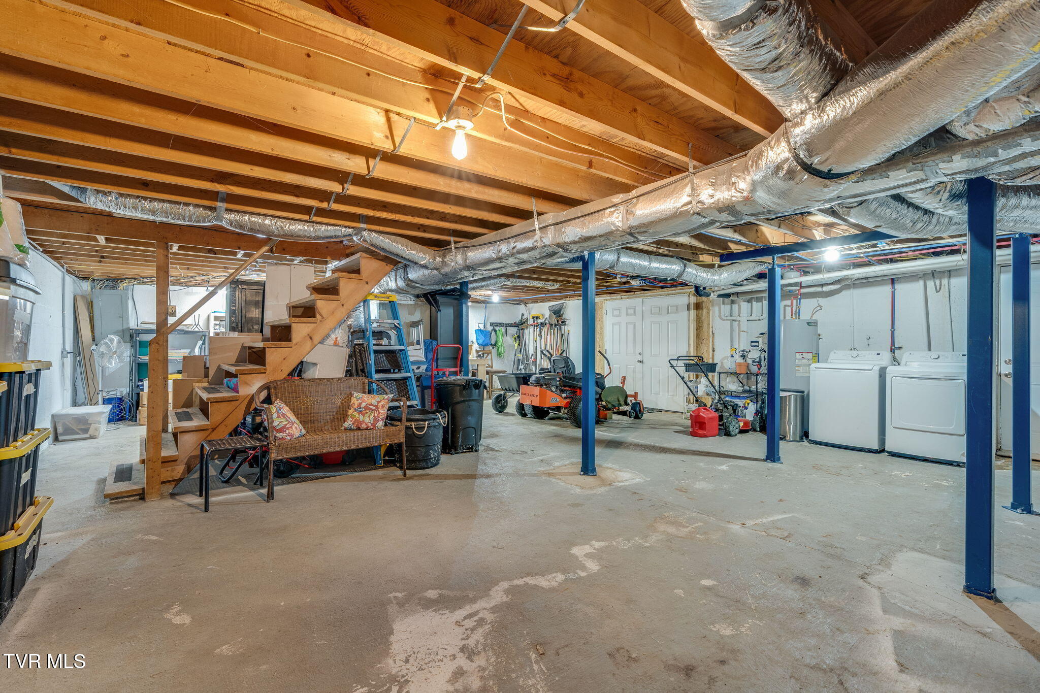 332 Deerlick Road Piney Flats, TN 37686 - Photo 20 of 36 022