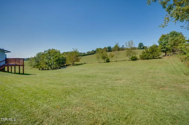 $349,900 | 332 Deerlick Road, Piney Flats, TN 37686