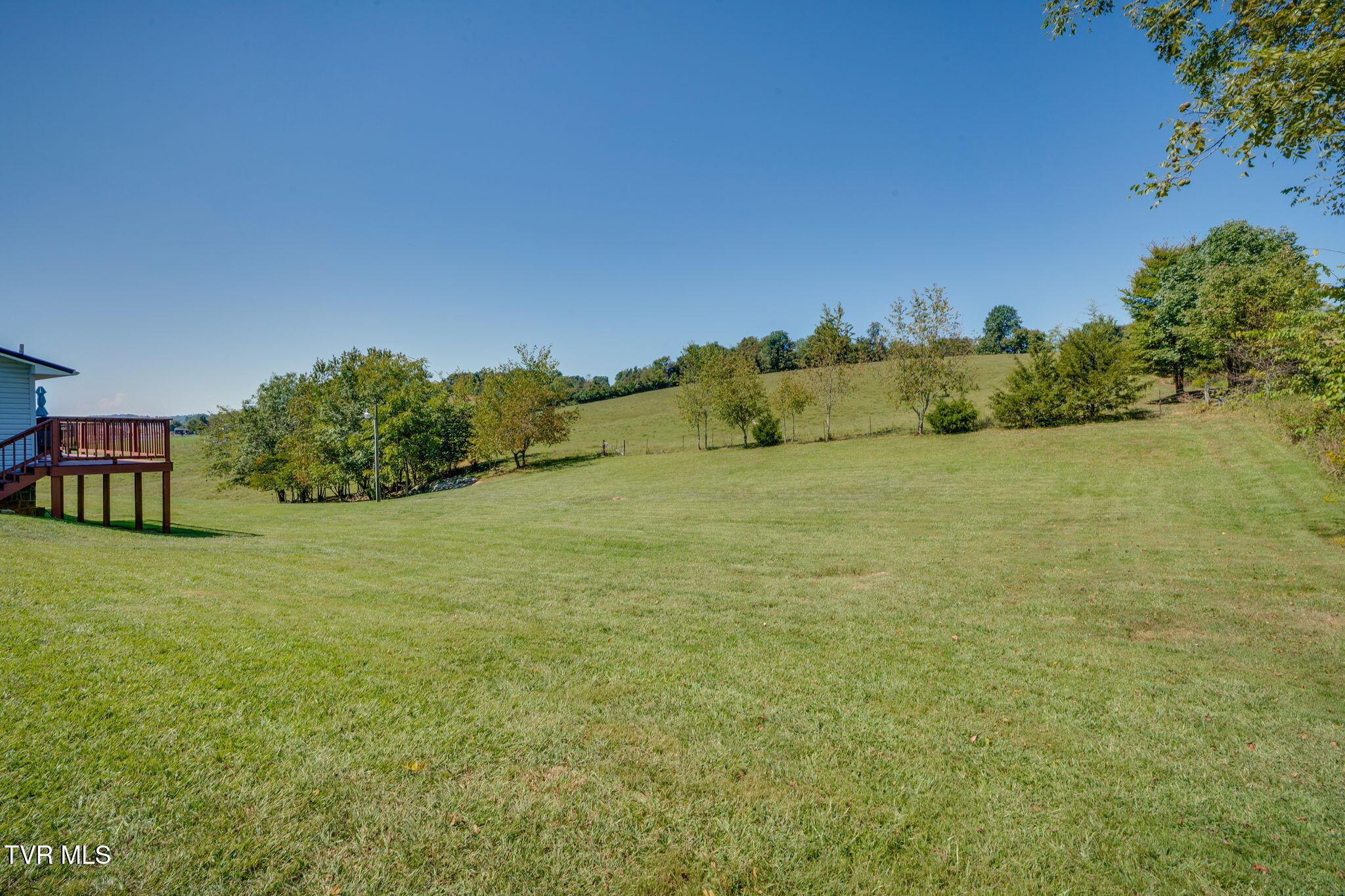 332 Deerlick Road Piney Flats, TN 37686 - Photo 25 of 36 024