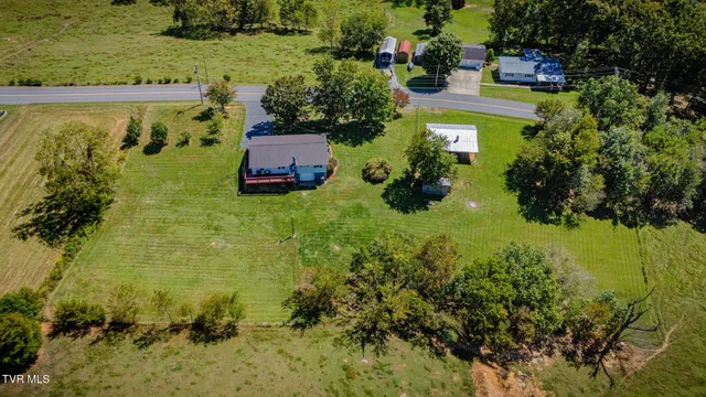 $349,900 | 332 Deerlick Road, Piney Flats, TN 37686