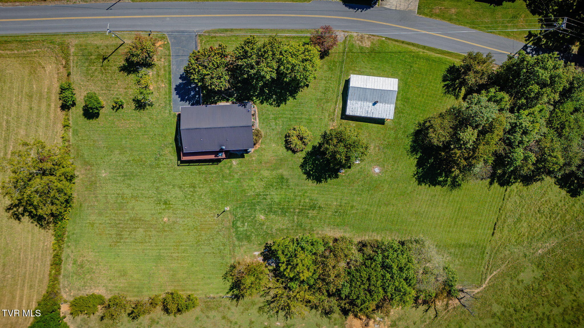 332 Deerlick Road Piney Flats, TN 37686 - Photo 36 of 36 105