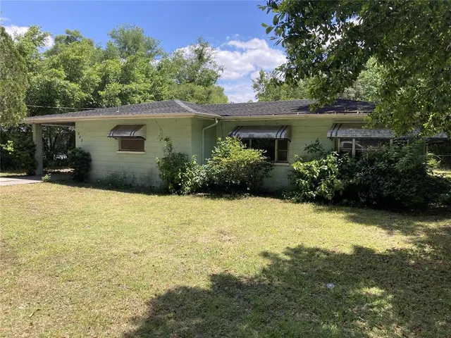 $700 | 802 High Street, Wildwood, FL 34785