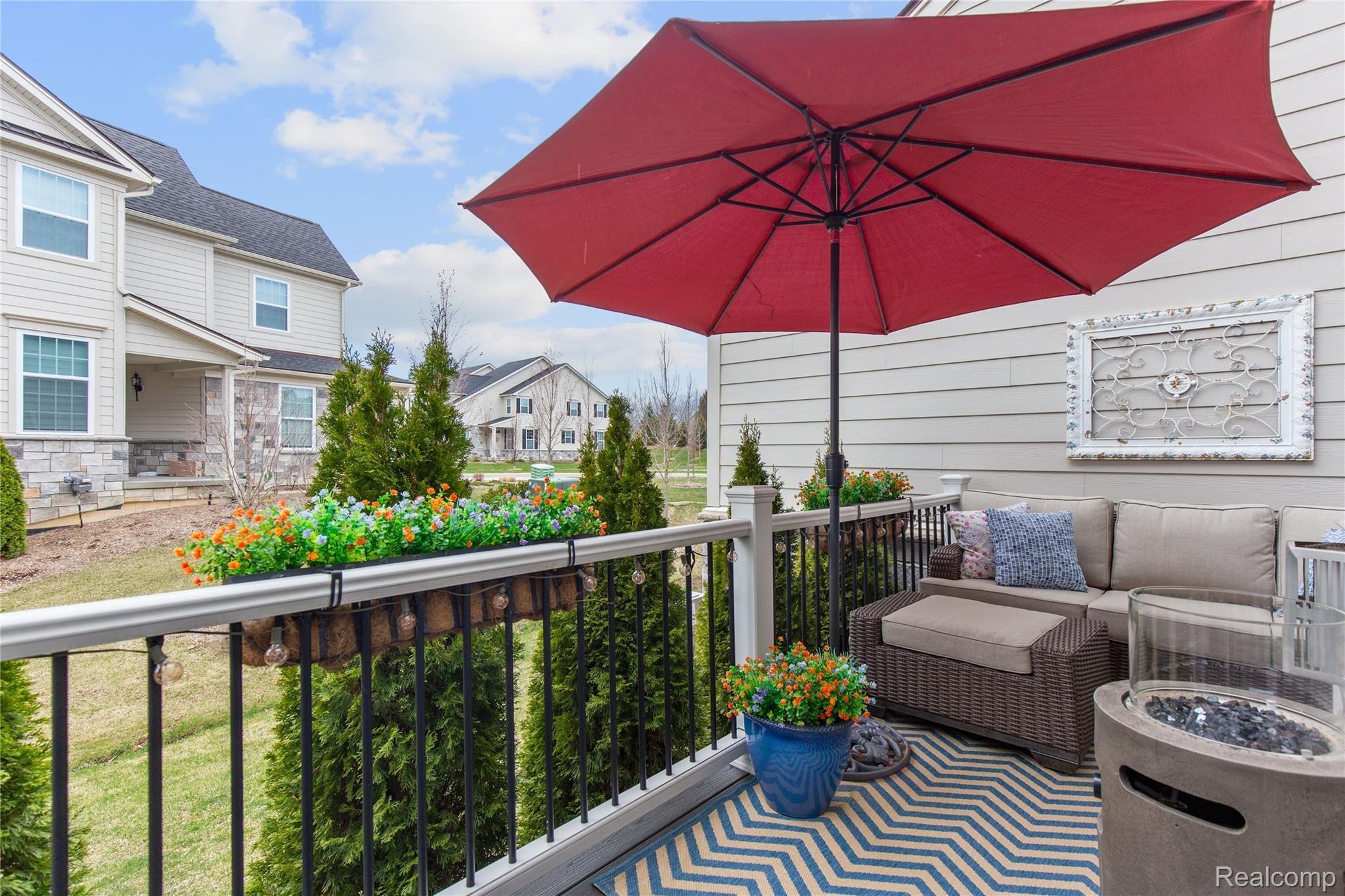 42929 Cardinal Way Novi, MI 48375 - Photo 43 of 46 6.jpg