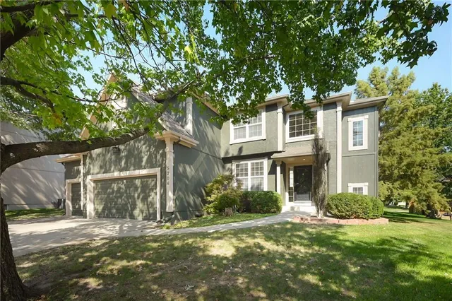 $580,000 | 5206 Round Prairie Street, Shawnee, KS 66226