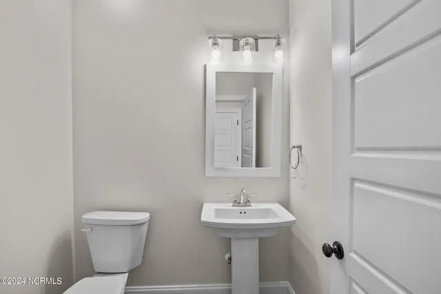 $399,900 | 3902 Reunion Pointe Lane, New Bern, NC 28562