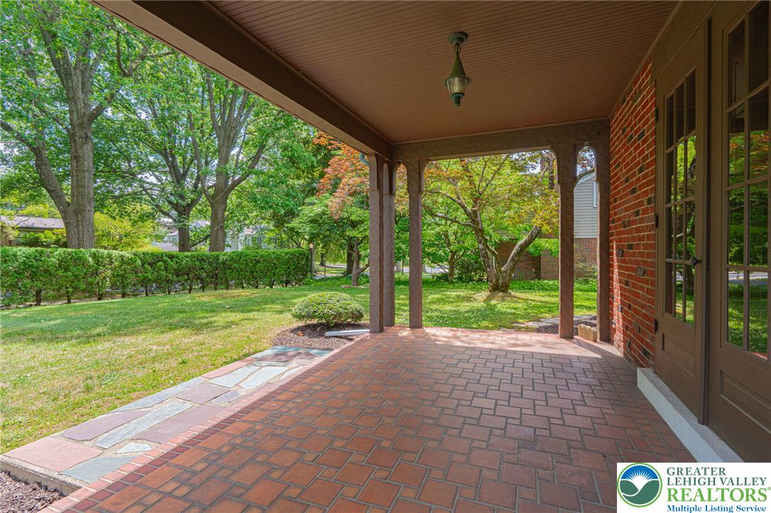 2829 Gordon Street Allentown, PA 18104 - Photo 5 of 56