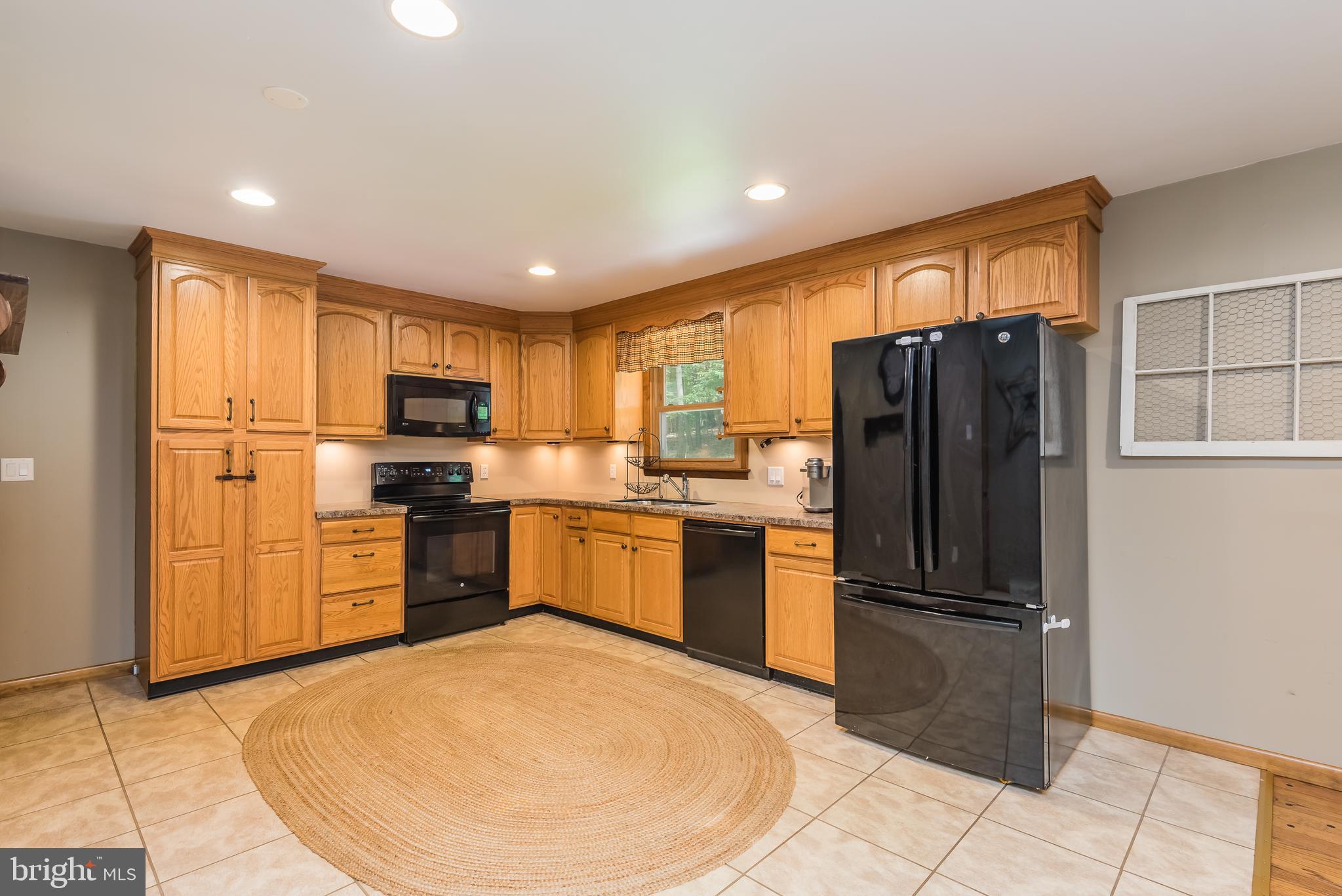 629 Gutshall Road Boiling Springs, PA 17007 - Photo 4 of 35 Gallery Image 4
