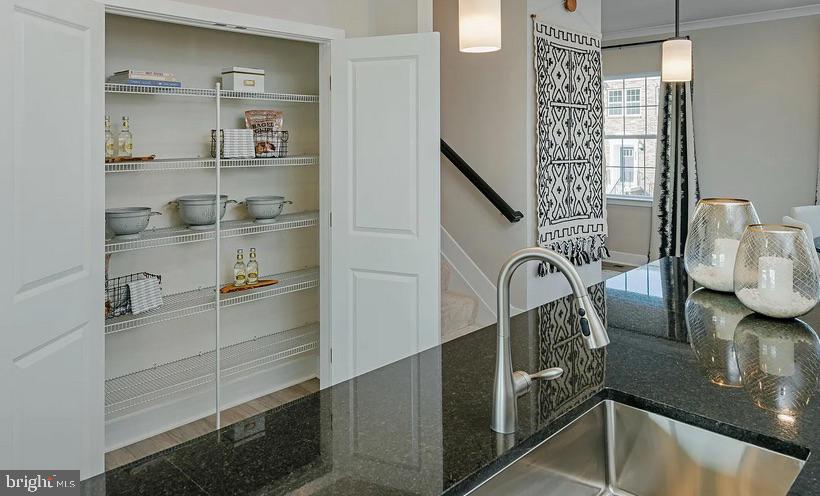 1817 Ritter Road Baltimore, MD 21244 - Photo 5 of 15 Gallery Image 5