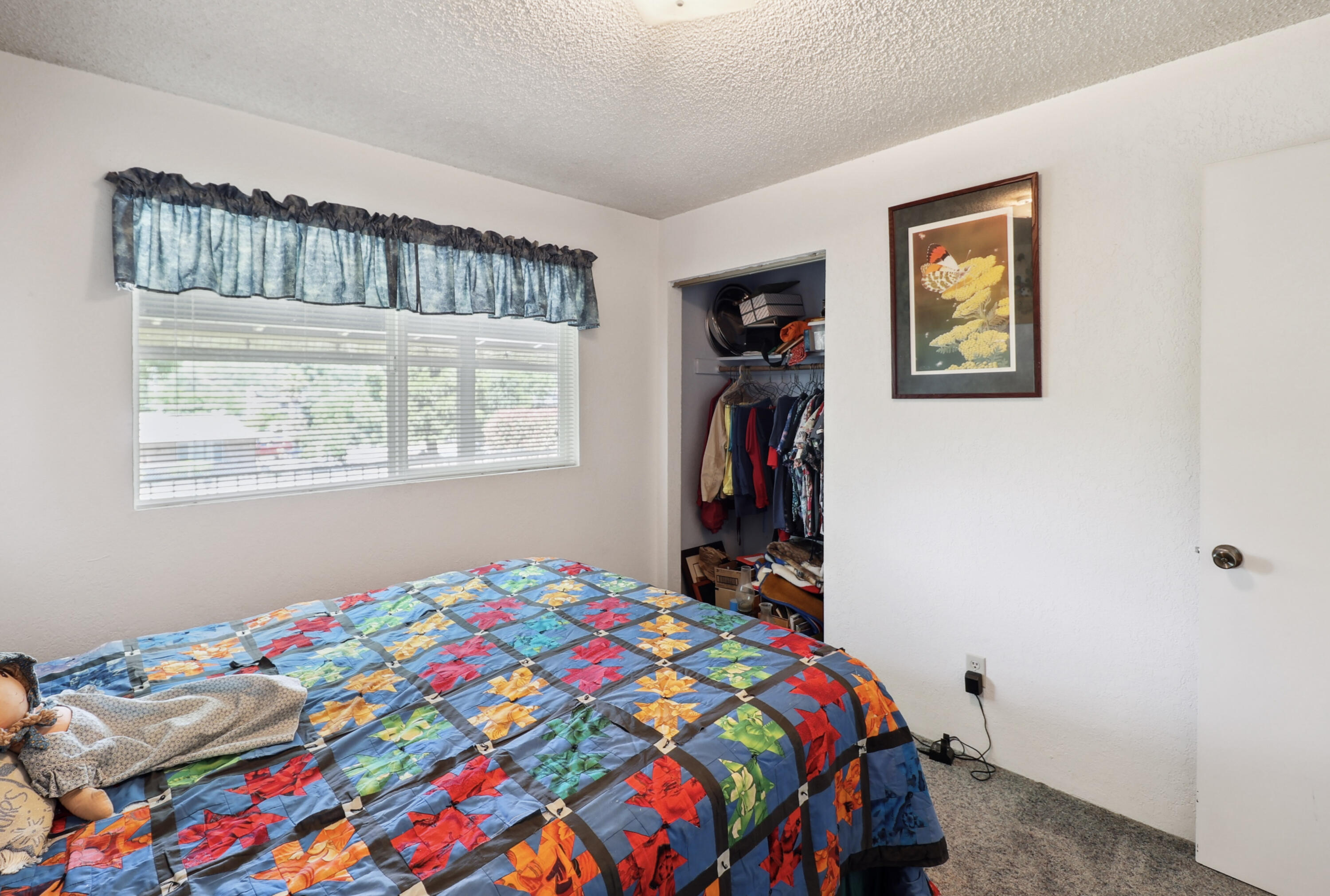 14851 Ravine Road Redding, CA 96003 - Photo 17 of 32 Bedroom 1