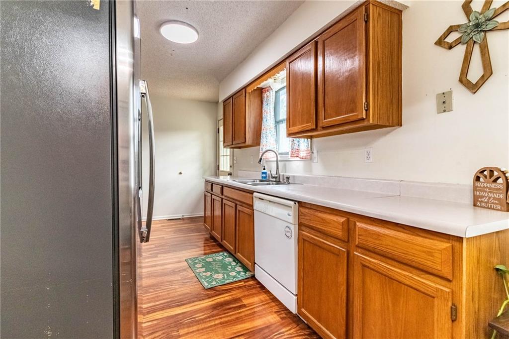 81 Southwest 101st Road Warrensburg, MO 64093 - Photo 11 of 27