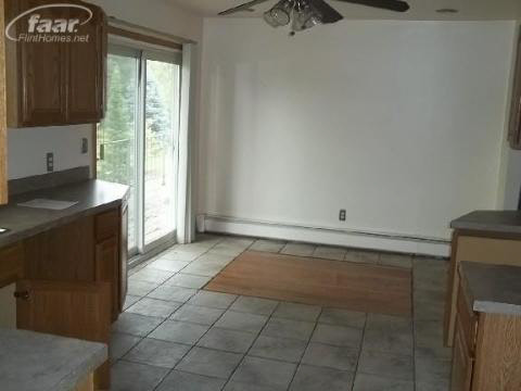 9383 Bennett Lake Road Fenton, MI 48430 - Photo 6 of 14 20195955-5.JPG