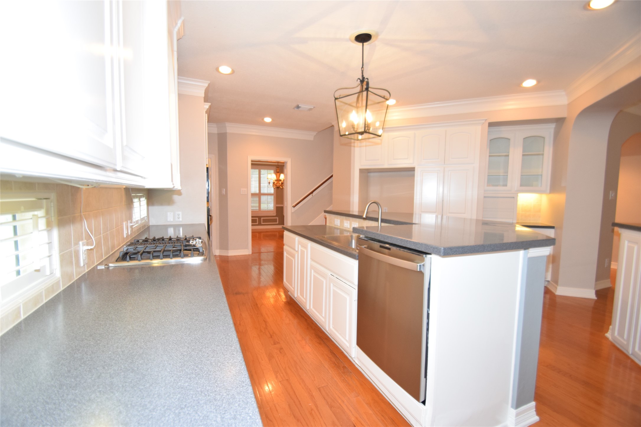 22018 Rustic Shores Lane Katy, TX 77450 - Photo 11 of 46 Enjoy another kitchen view.