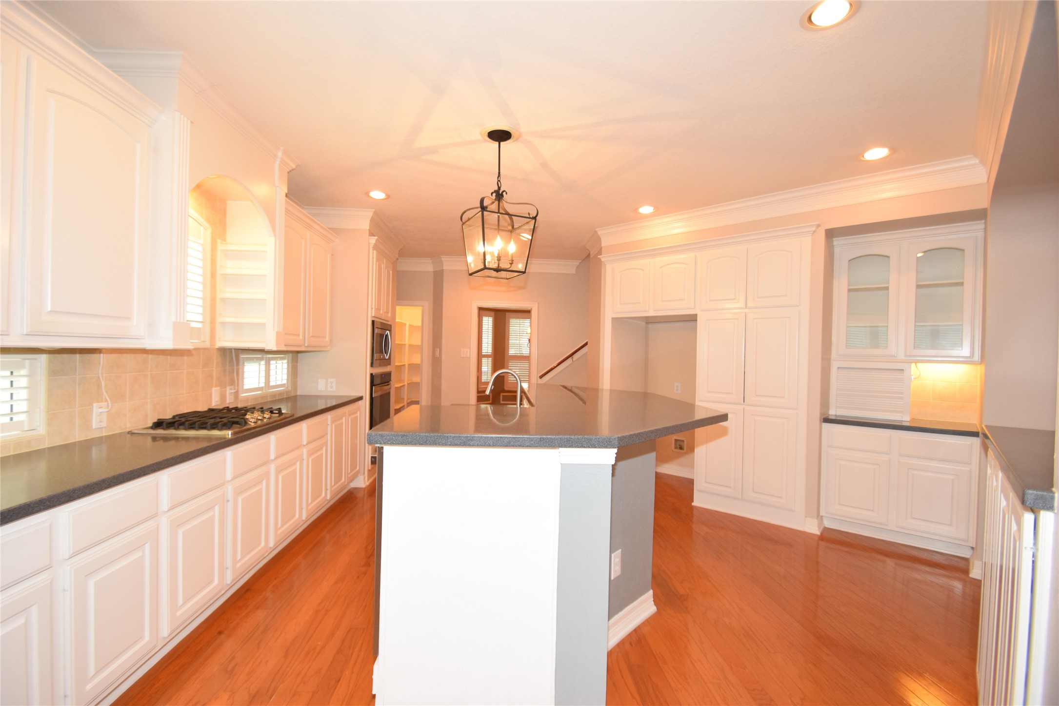 22018 Rustic Shores Lane Katy, TX 77450 - Photo 12 of 46 Enjoy another kitchen view.