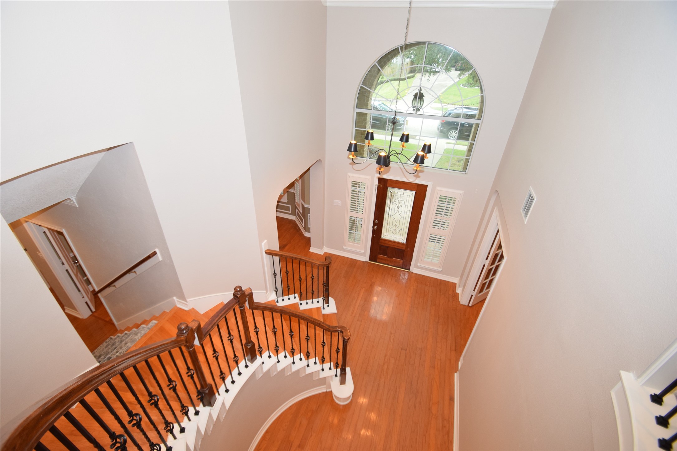 22018 Rustic Shores Lane Katy, TX 77450 - Photo 27 of 46 Entry view from upstairs.