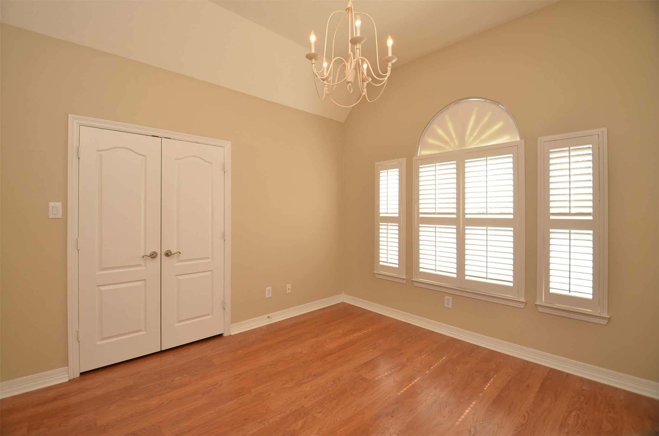 22018 Rustic Shores Lane Katy, TX 77450 - Photo 35 of 50 1st Secondary Bedroom