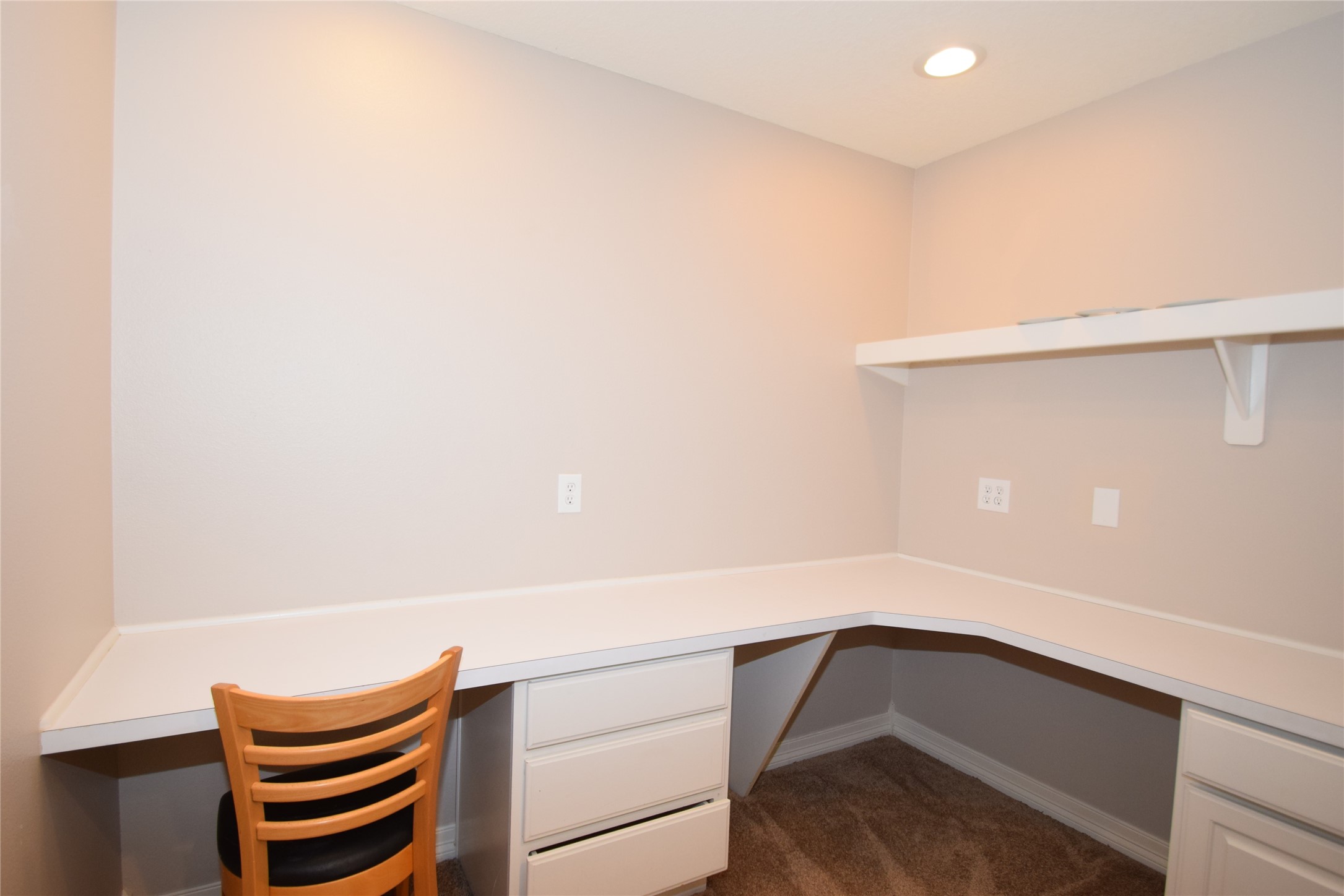 22018 Rustic Shores Lane Katy, TX 77450 - Photo 36 of 46 Built-in double workstation.