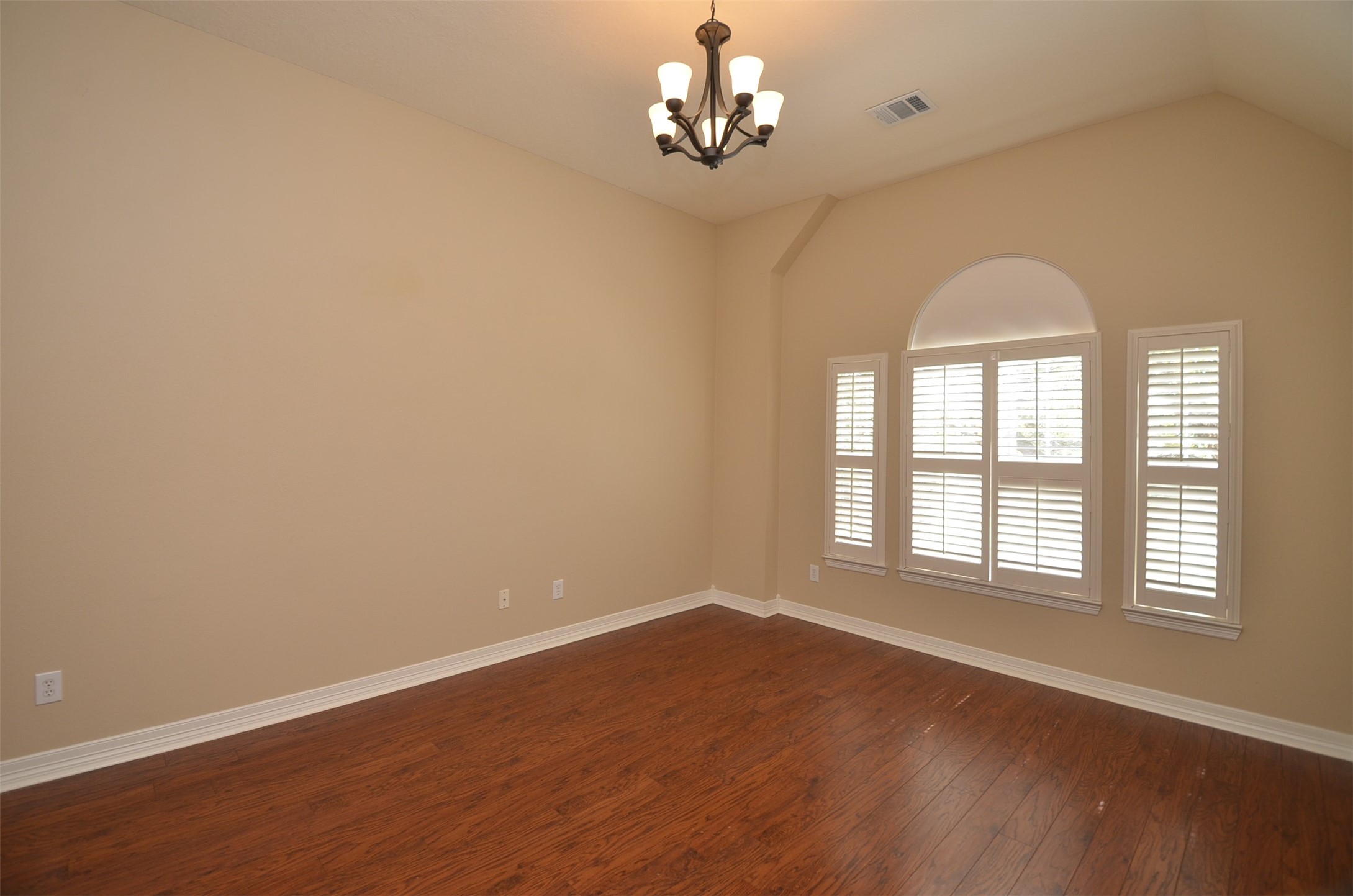 22018 Rustic Shores Lane Katy, TX 77450 - Photo 41 of 50 3rd Secondary Bedroom Upstairs