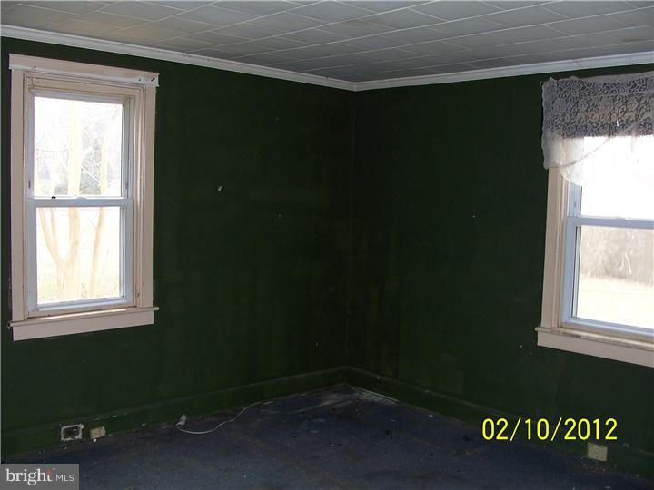 219 Cedarbrook Road Sicklerville, NJ 08081 - Photo 8 of 12